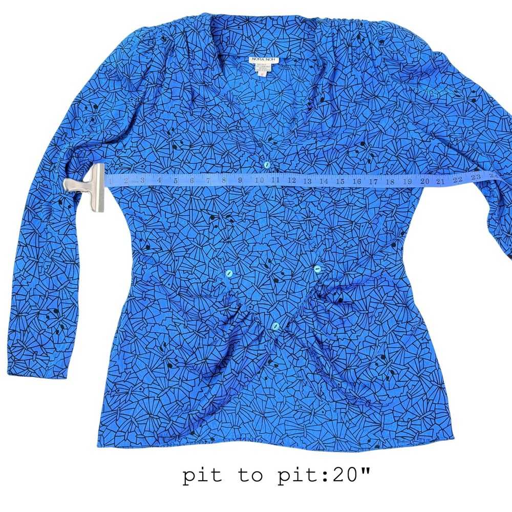 Nora Noh Vintage 90s Silk Blouse Blue Black Butterfly Geometric Print Top Size 6 - Picture 3 of 8